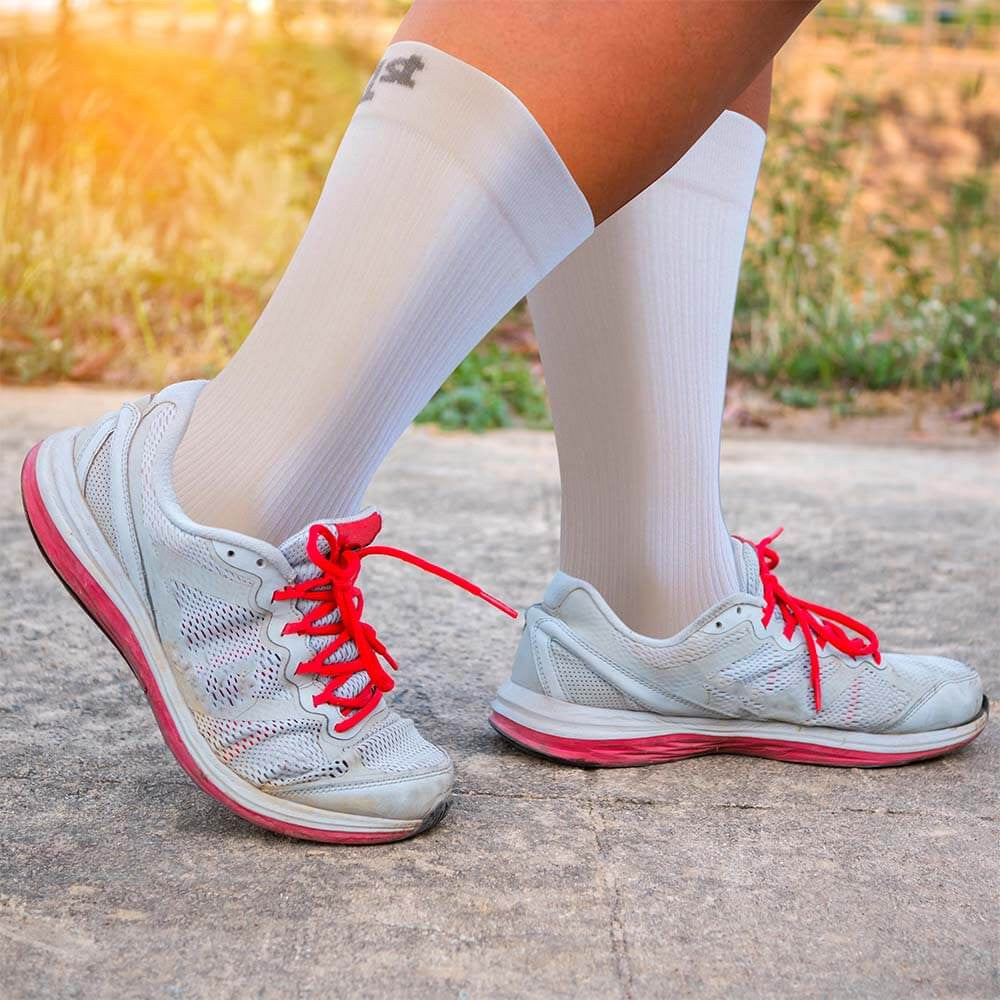 OS1st WP4Plus Wide Crew Socks - Pickleball Sports Premium